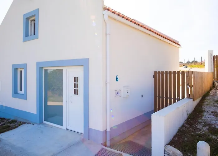 Casa Do Meio Apartment Cela (Leira)